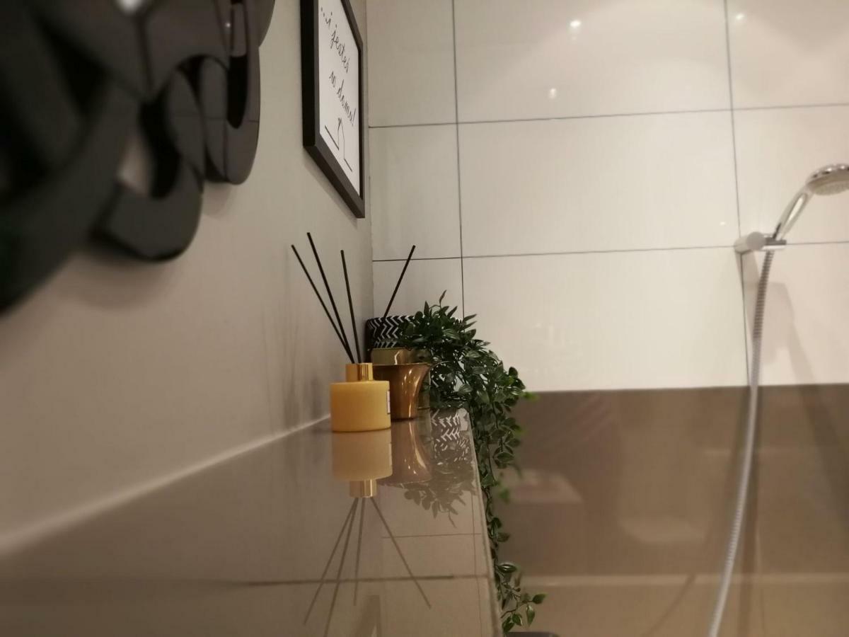 3D Szlak 77 Apartament Krakow Ngoại thất bức ảnh